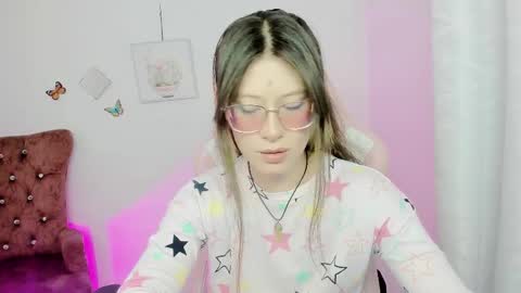 Alicie online show from October 25, 4:46 am