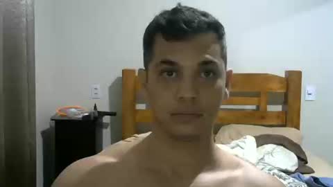 zoro_00 online show from March 18, 11:38 am