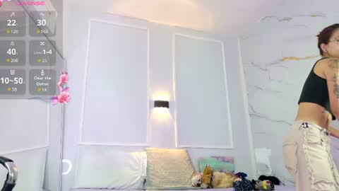 Violeta online show from June 15, 2:53 pm