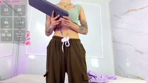 Violeta online show from July 12, 1:03 pm