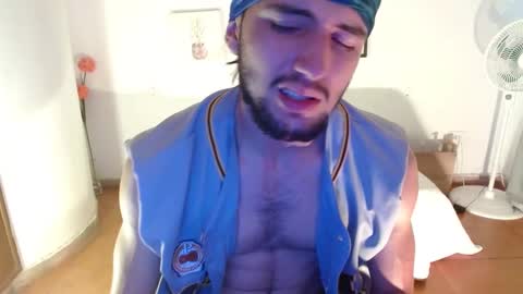 Snapshot of zyon_benet1 chatting on October 1, 2:27 pm Zyon online show from October 1, 2:27 pm