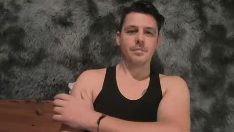 Snapshot of zyonart chatting on October 23, 9:37 pm Artnoyz Shower online show from October 23, 9:37 pm