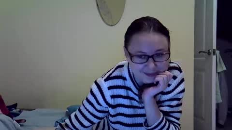 Snapshot of zyuhre chatting on October 23, 1:07 am Zyuhre online show from October 23, 1:07 am