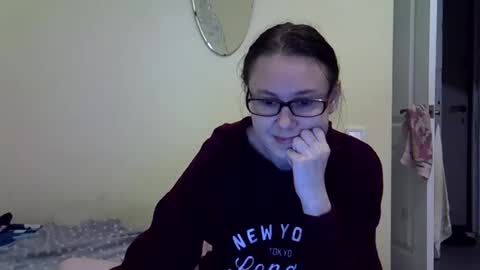 Snapshot of zyuhre chatting on September 20, 8:28 am Zyuhre online show from September 20, 8:28 am
