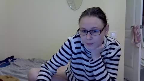 Snapshot of zyuhre chatting on September 29, 12:37 pm Zyuhre online show from September 29, 12:37 pm
